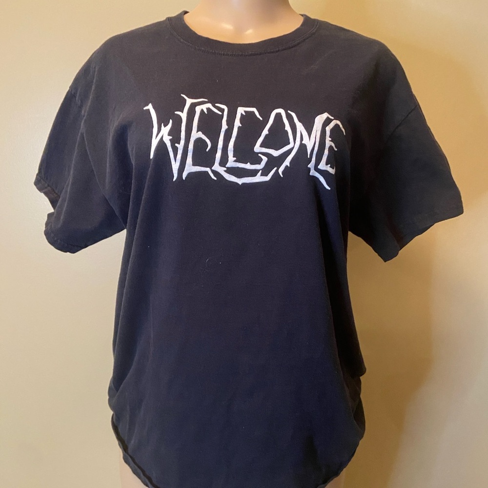 Black Welcome T-Shirt‎